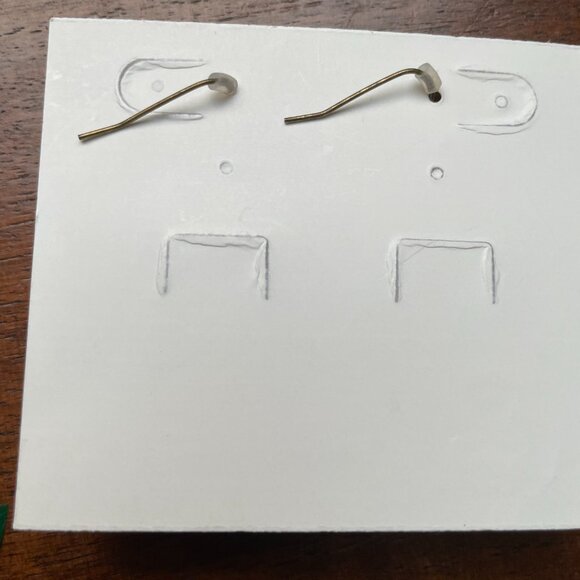 Bundle 3 for $12. Premier Designs Green Stone Dangle Earrings - Picture 2 of 2